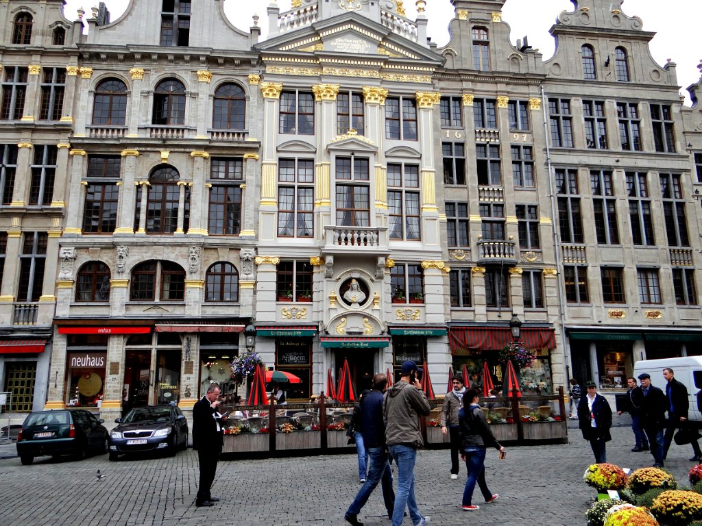 06 Bruxelles - La Grand-Place.JPG